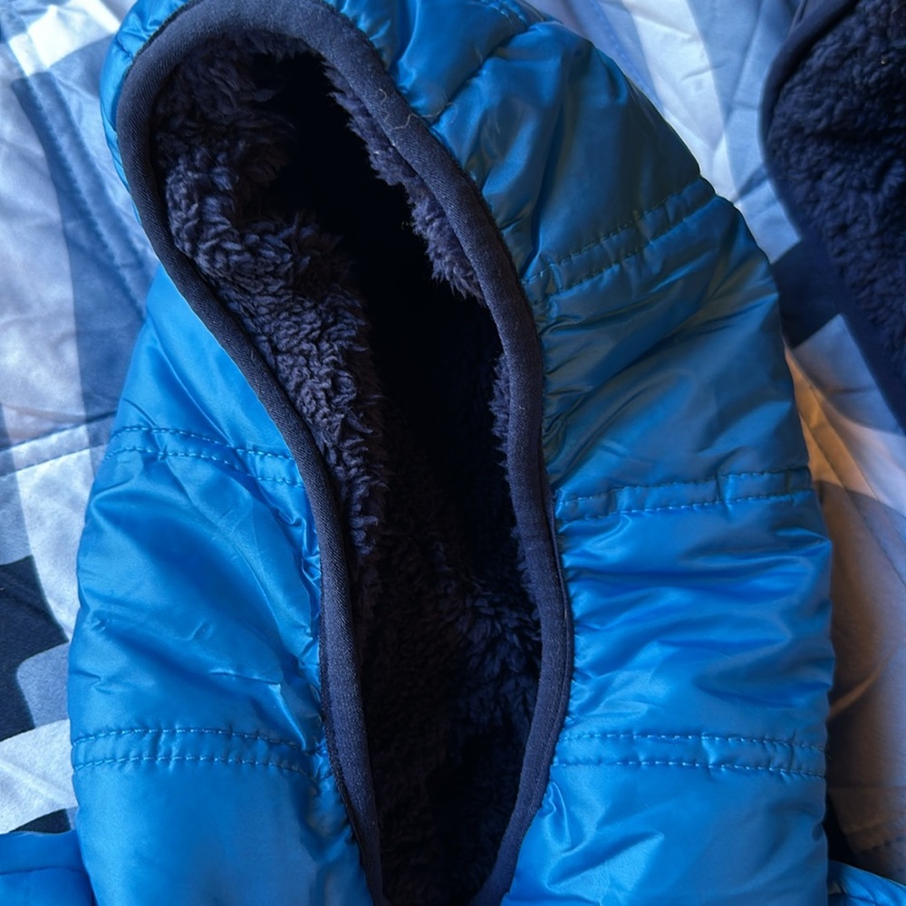 NWT Eddie Bauer Boys Reversible Hooded Sherpa Fleece Winter Snow Puffer XS 5/6 - Picture 7 of 8